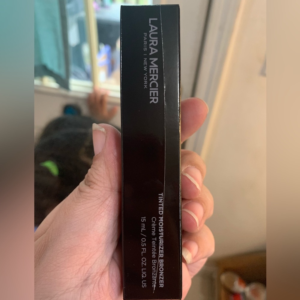 Laura Mercier Tinted Moisturizer Bronzer in shade 02/Sundrop BNIB